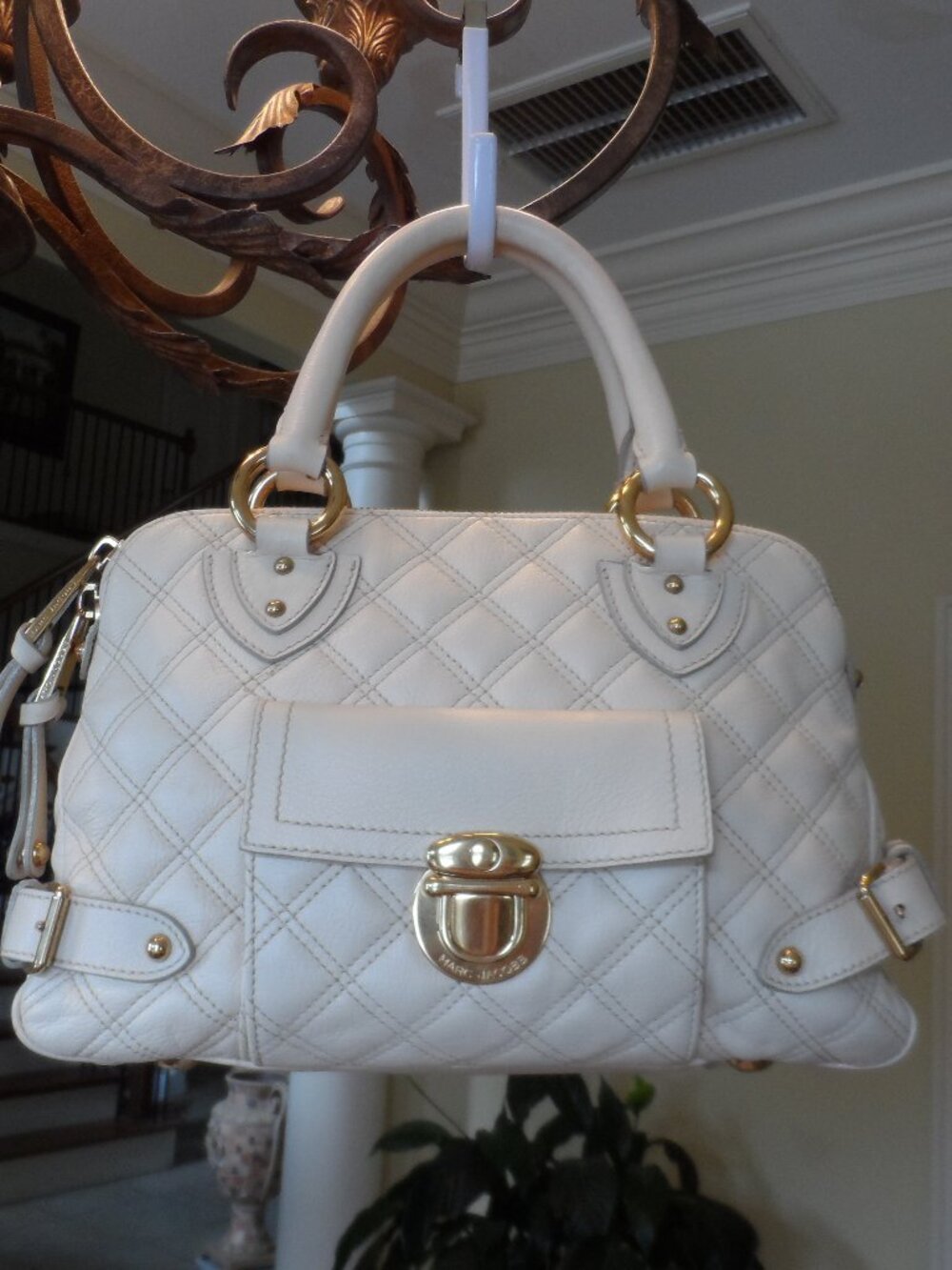 Marc Jacobs Ivory Cream Leather Quilted Handbag